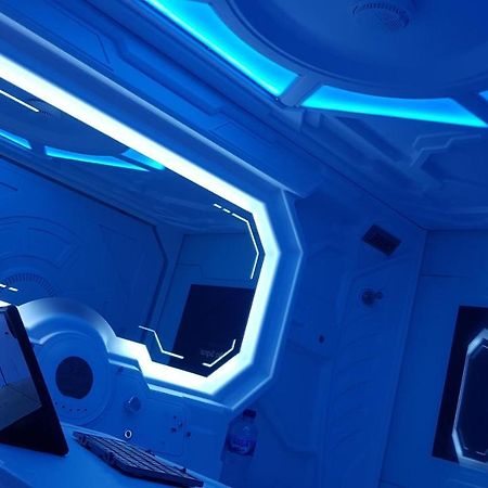 Apollo Capsule Hotel 엔데 외부 사진